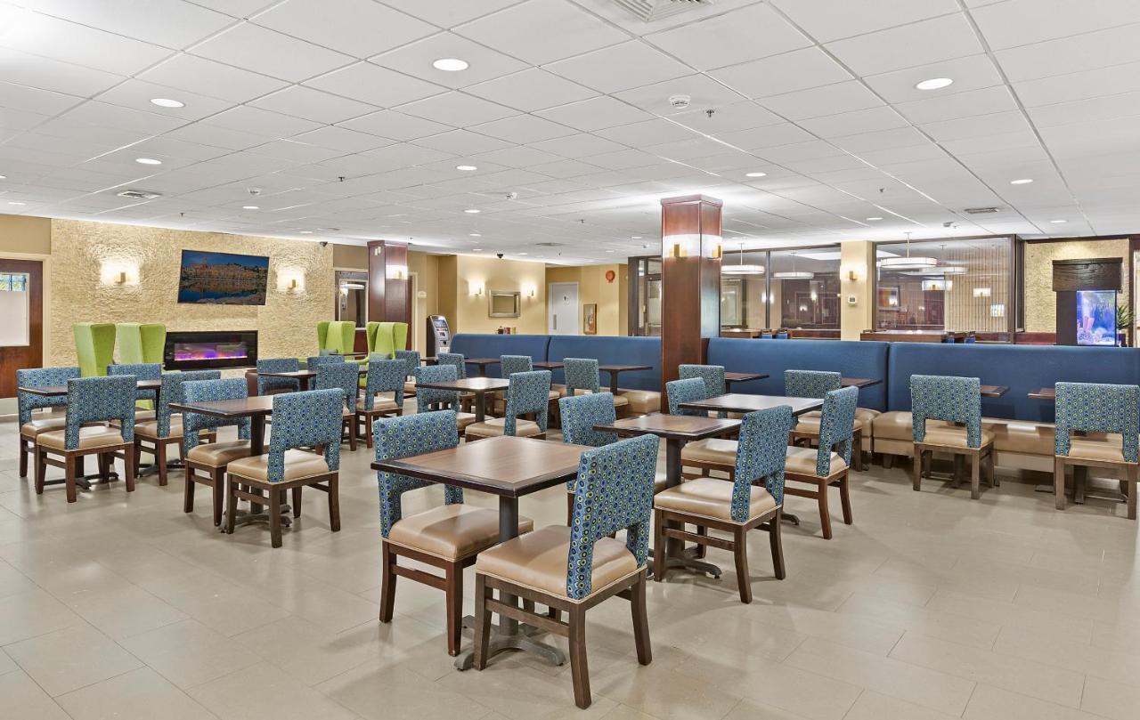 Comfort Inn Syosset-Long Island Buitenkant foto
