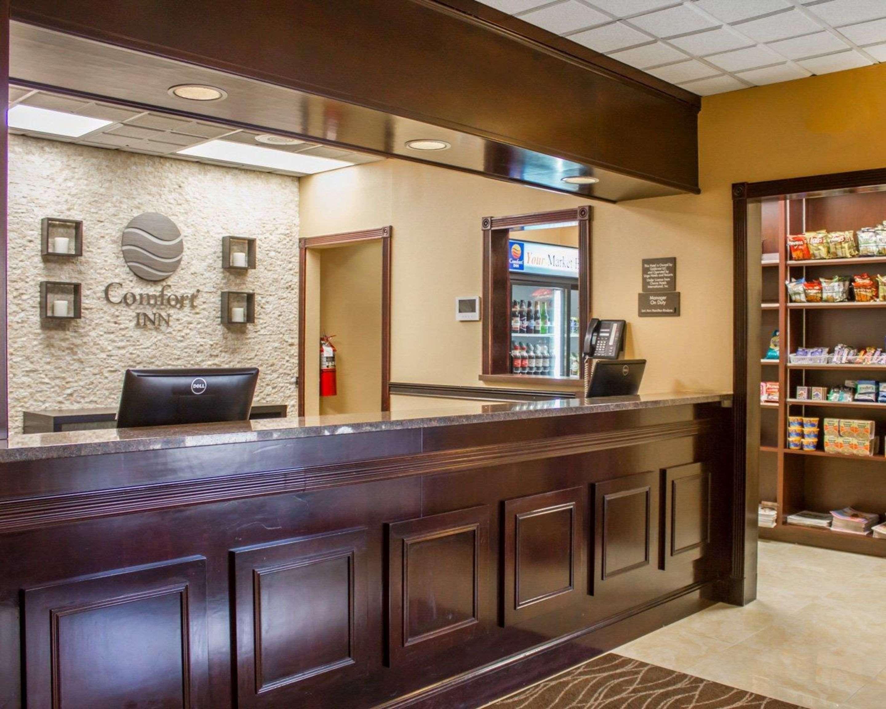 Comfort Inn Syosset-Long Island Buitenkant foto