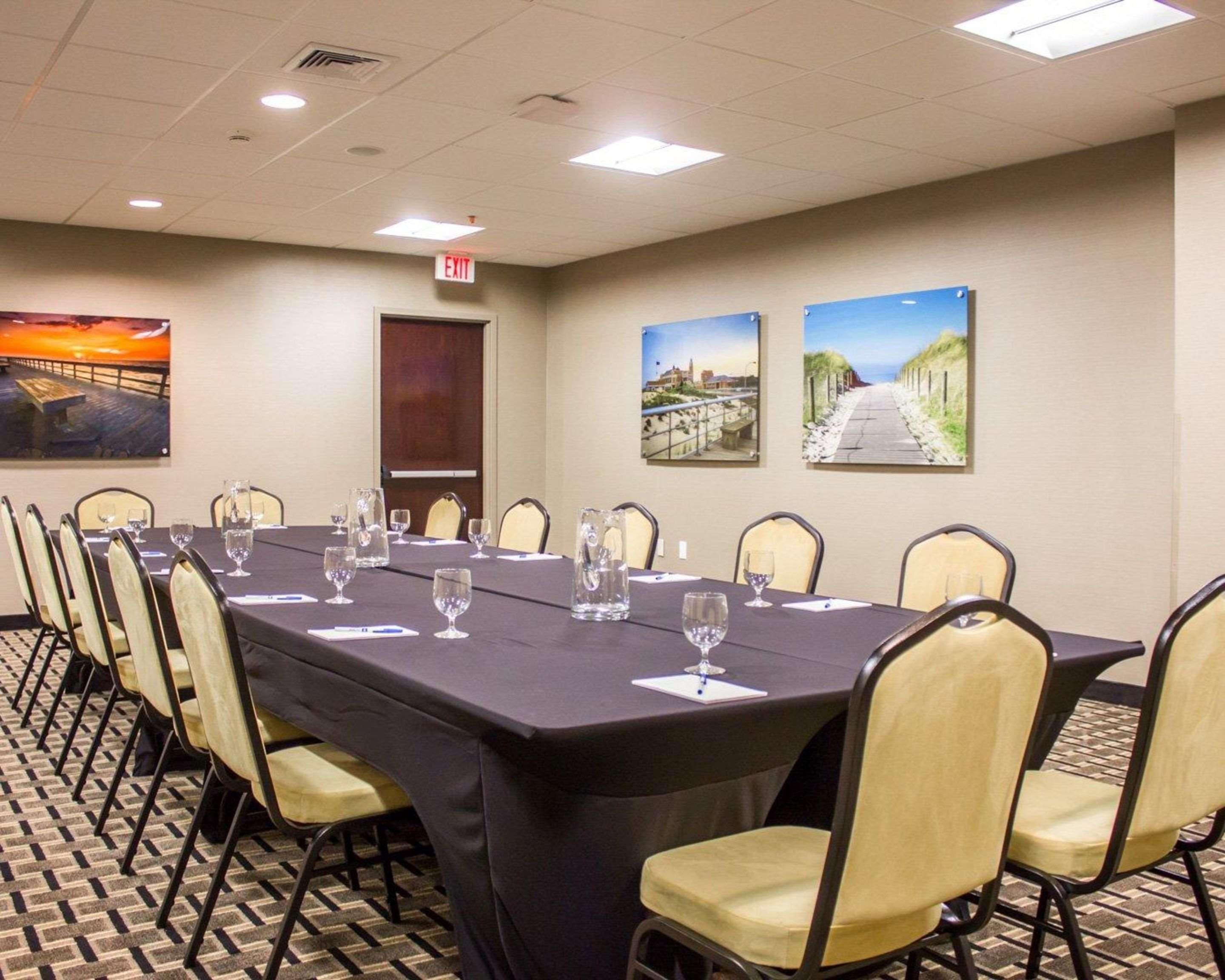 Comfort Inn Syosset-Long Island Buitenkant foto